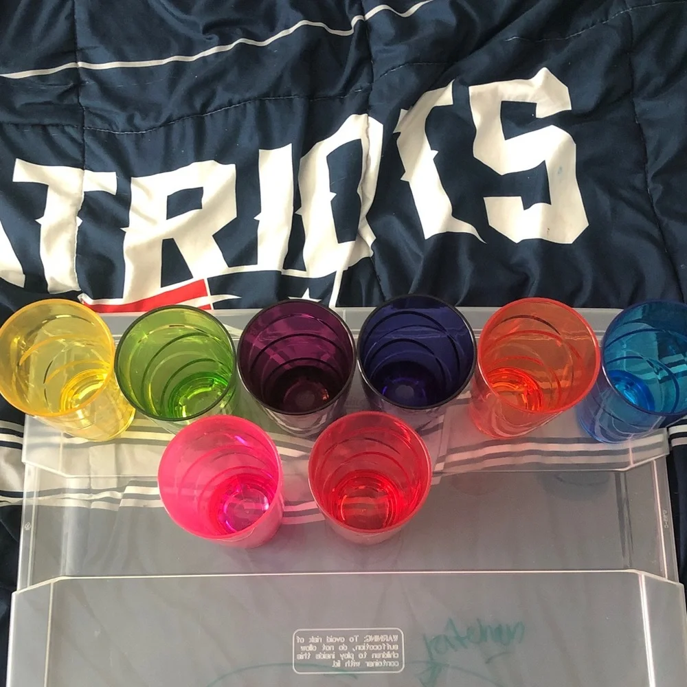 Multicolor Acrylic Drinking Glasses - Set of 8 ❣️Ship Alone❣️